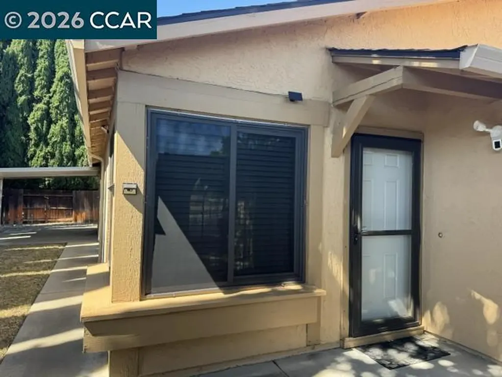 1827 Alamo Drive Vacaville CA 95687
