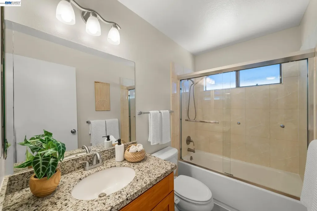 1930 Barrymore Common Fremont CA 94538