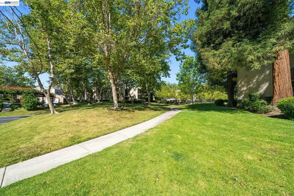 1930 Barrymore Common Fremont CA 94538