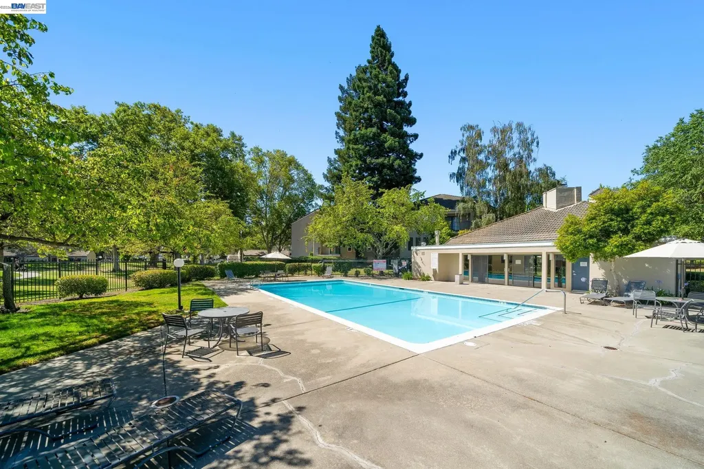 1930 Barrymore Common Fremont CA 94538