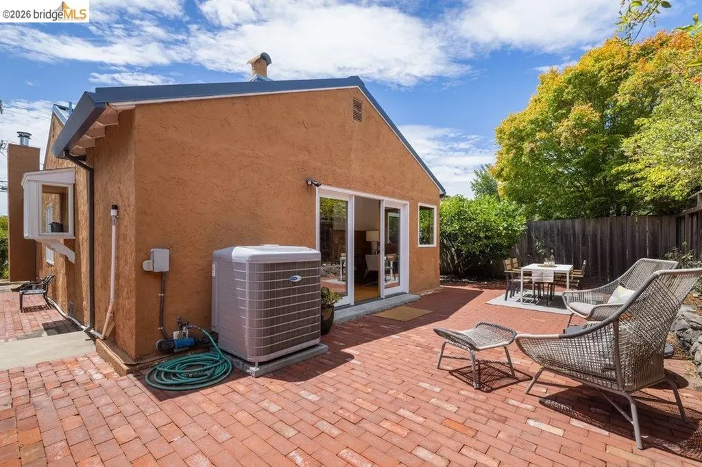 287 Purdue Avenue Kensington CA 94708