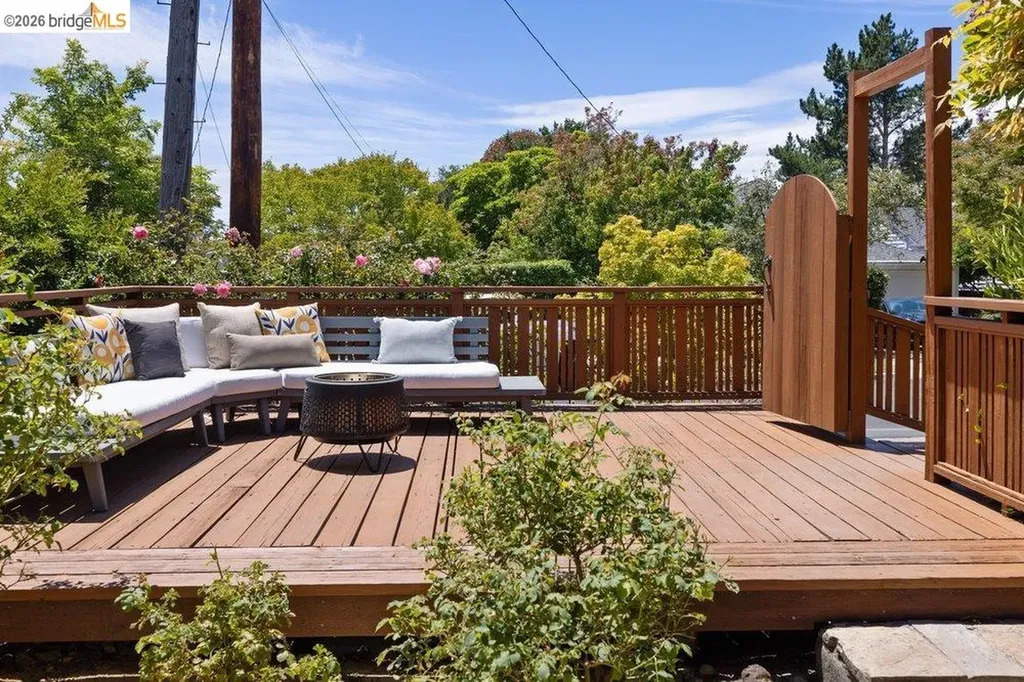 287 Purdue Avenue Kensington CA 94708