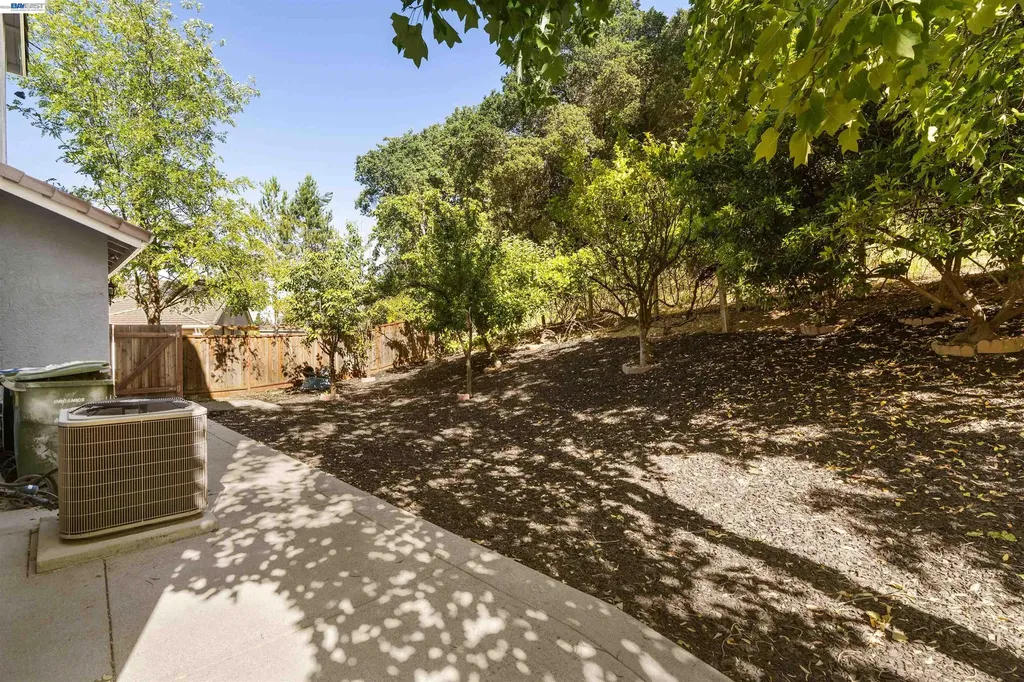 2123 Hidden Pond Road Lafayette CA 94549