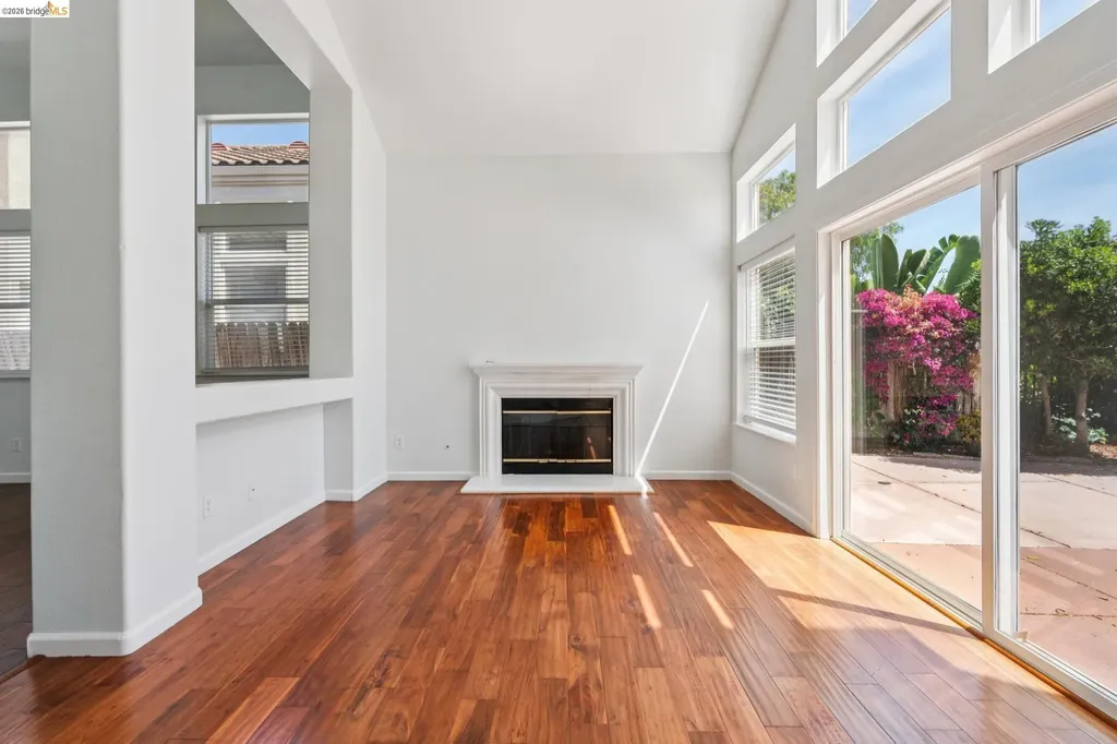 154 Camino Del Sol Vallejo CA 94591