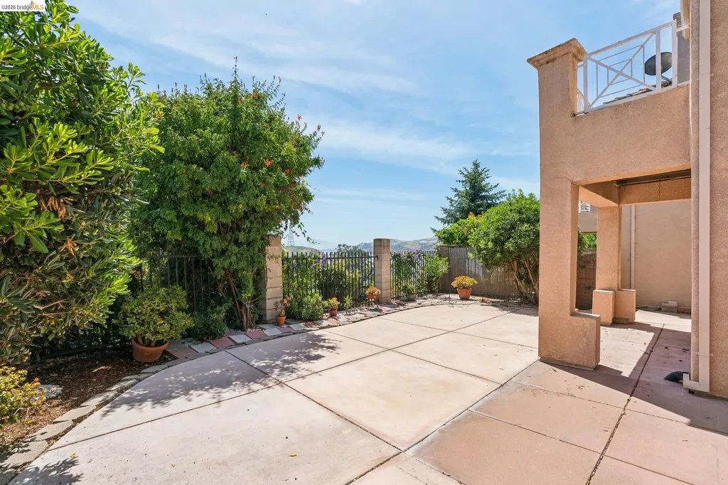154 Camino Del Sol Vallejo CA 94591