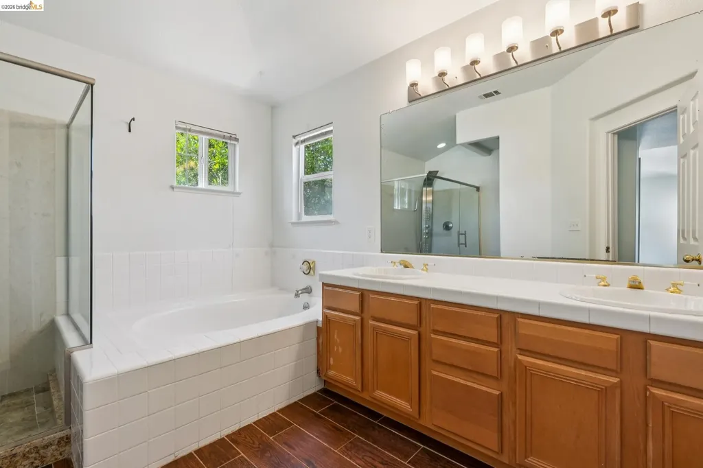 154 Camino Del Sol Vallejo CA 94591