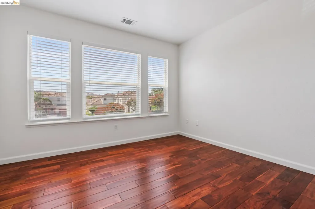 154 Camino Del Sol Vallejo CA 94591