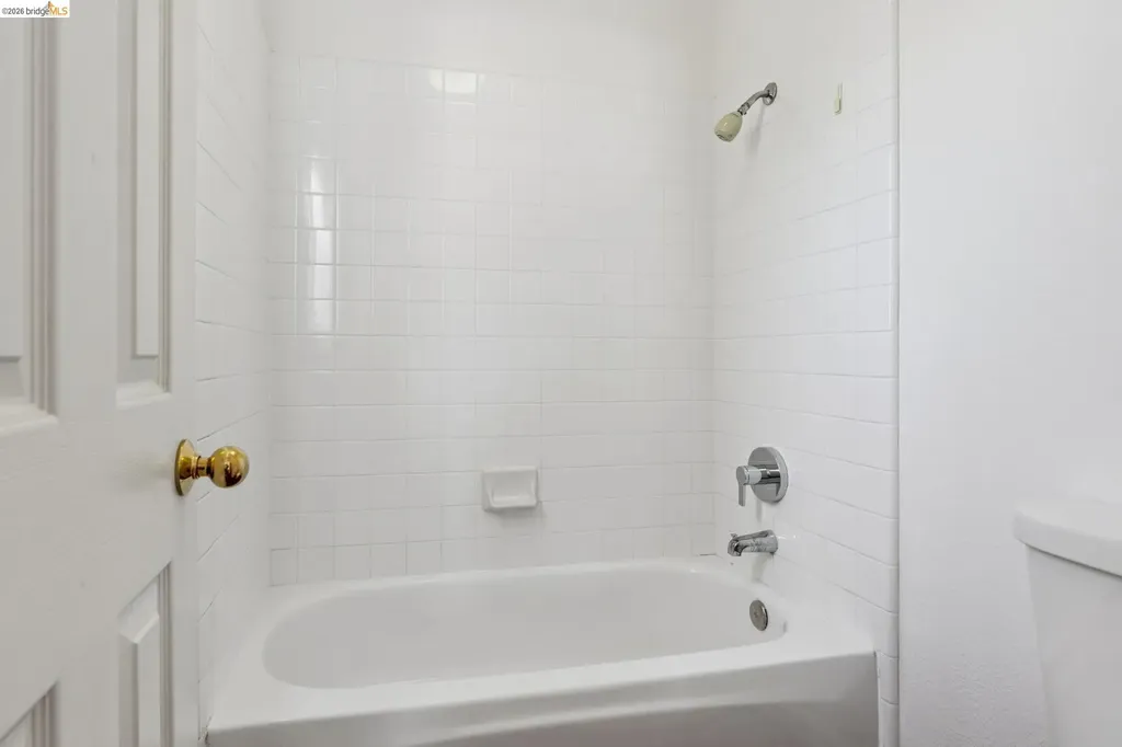 154 Camino Del Sol Vallejo CA 94591