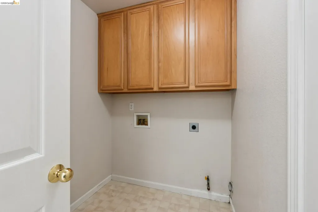 154 Camino Del Sol Vallejo CA 94591