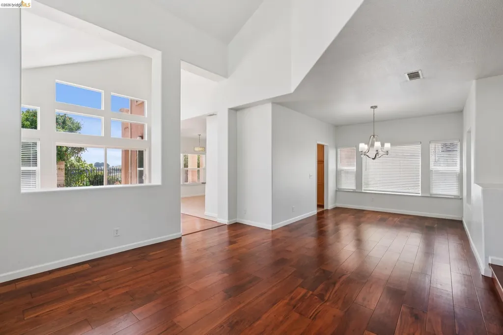 154 Camino Del Sol Vallejo CA 94591