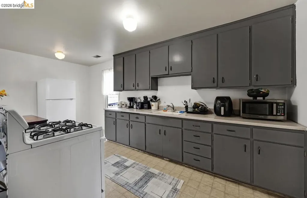 220 Perkins Avenue Vallejo CA 94590