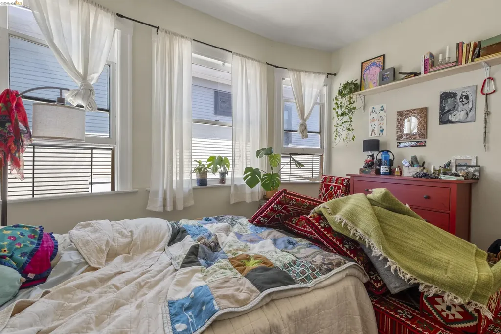 1032 Magnolia Street Oakland CA 94607