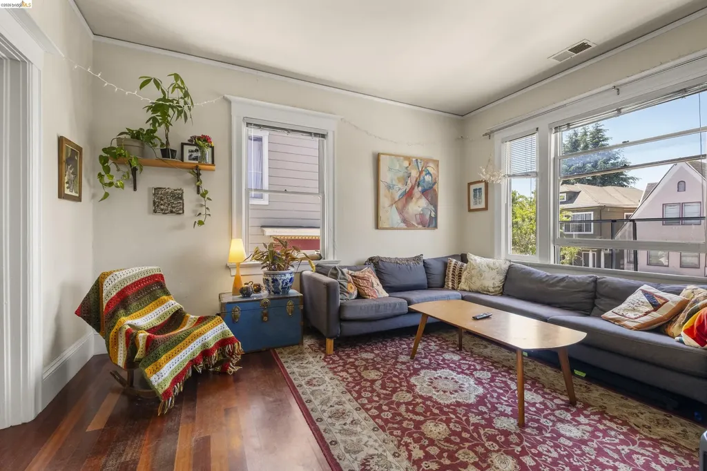 1032 Magnolia Street Oakland CA 94607