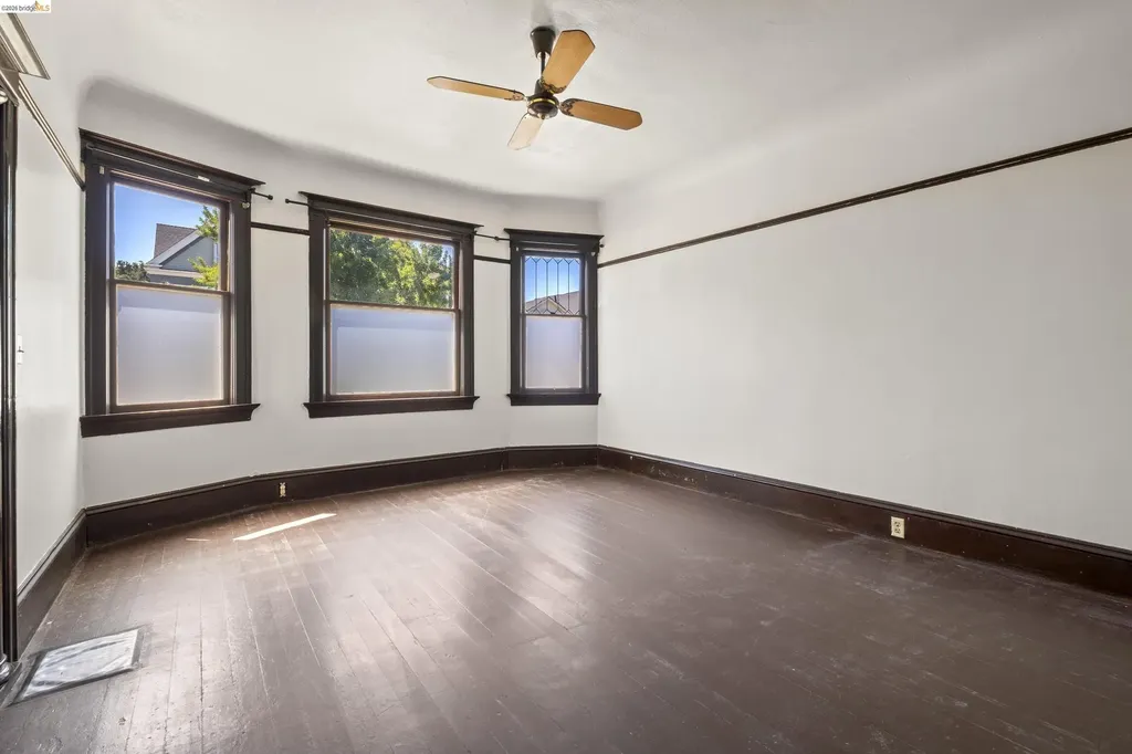 1032 Magnolia Street Oakland CA 94607