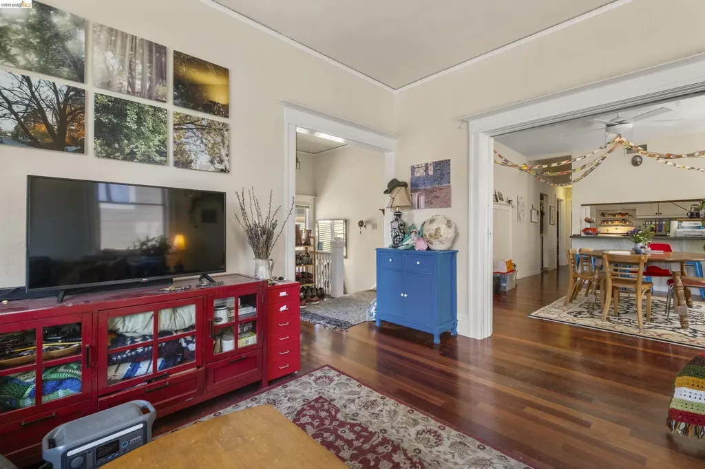 1032 Magnolia Street Oakland CA 94607