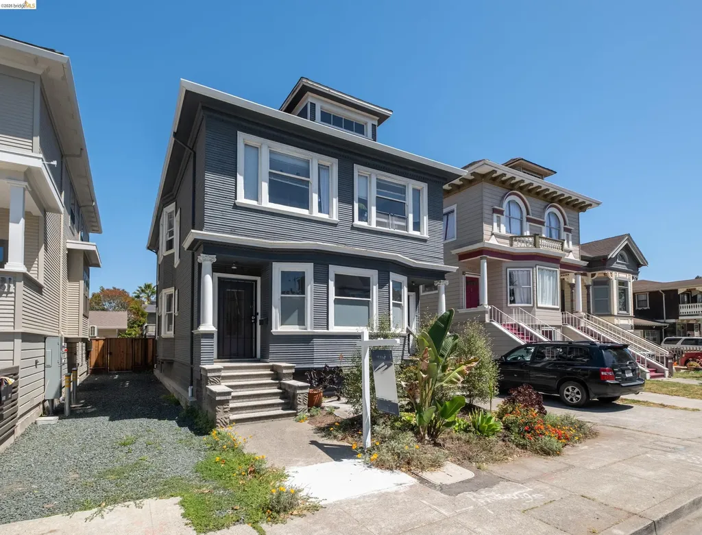 1032 Magnolia Street Oakland CA 94607
