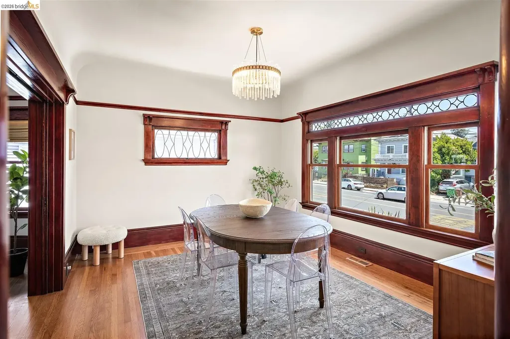 3863 West Street Oakland CA 94608