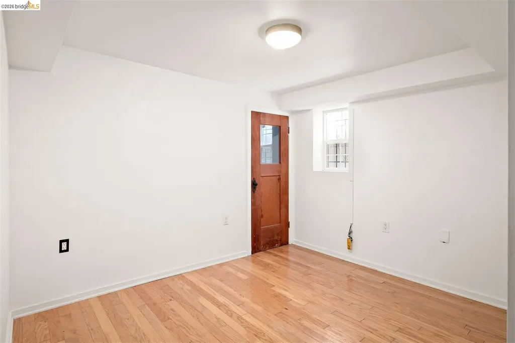 3863 West Street Oakland CA 94608