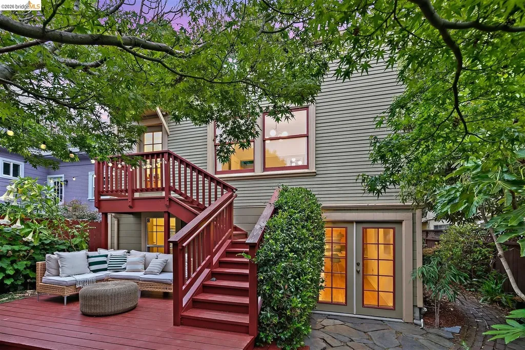 3863 West Street Oakland CA 94608