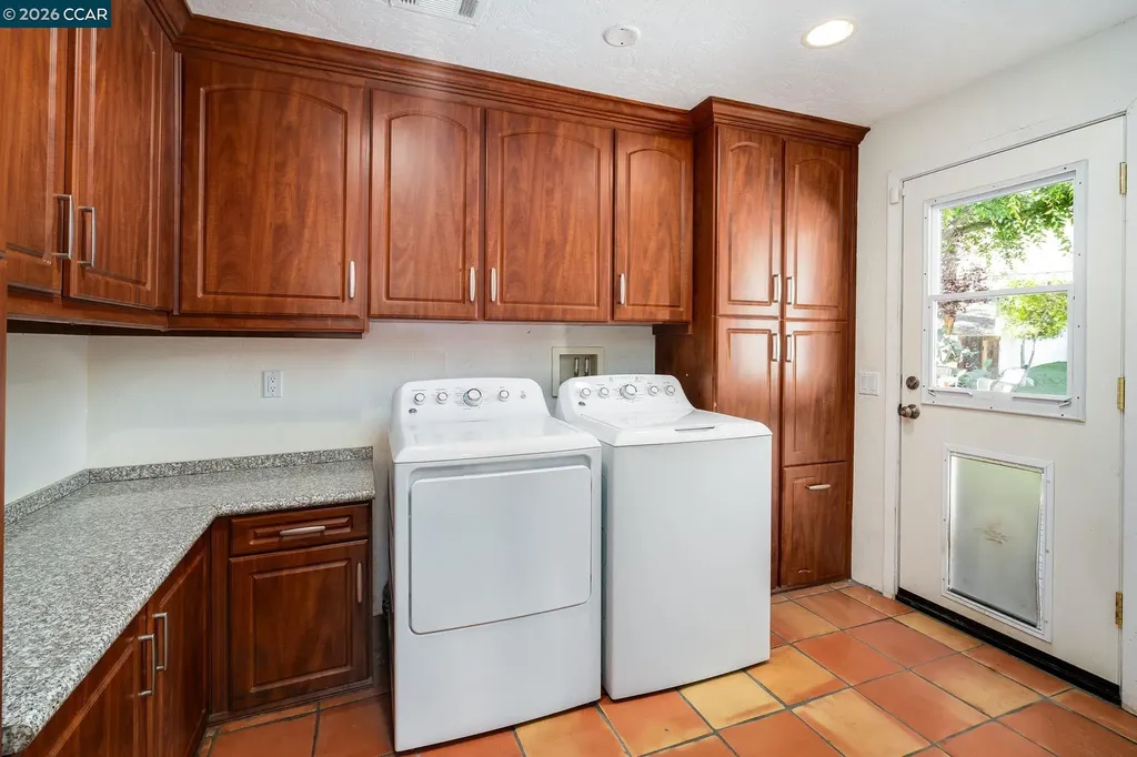 7151 Johnston Road Pleasanton CA 94588