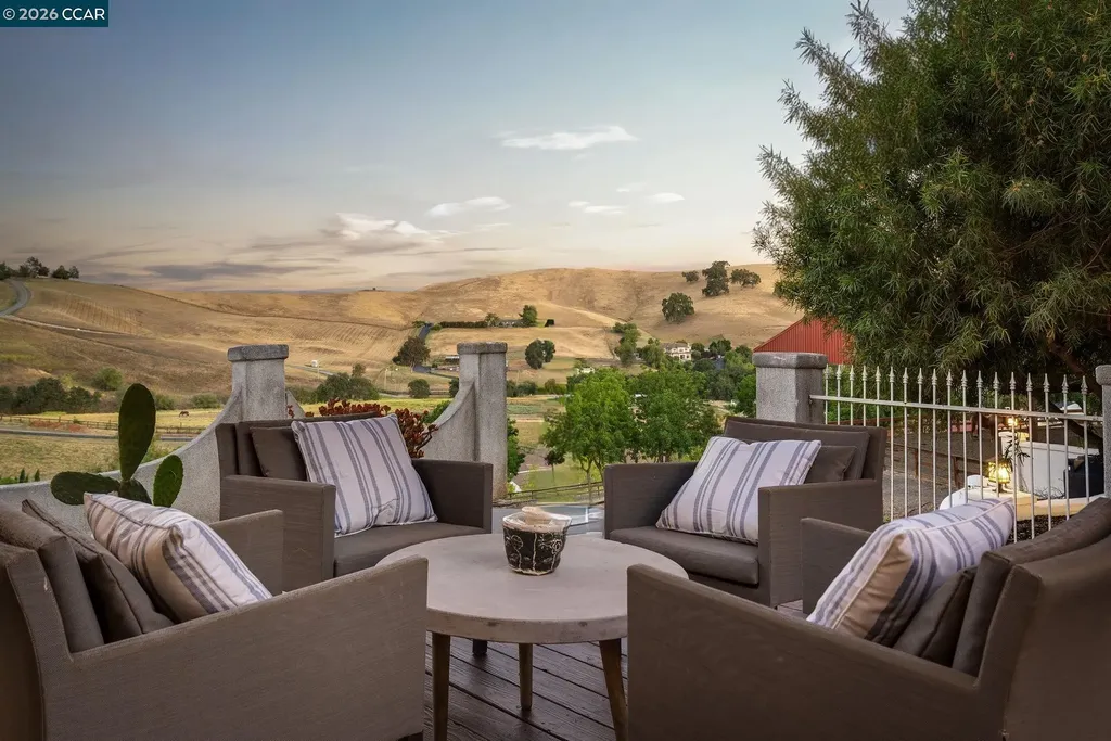 7151 Johnston Road Pleasanton CA 94588