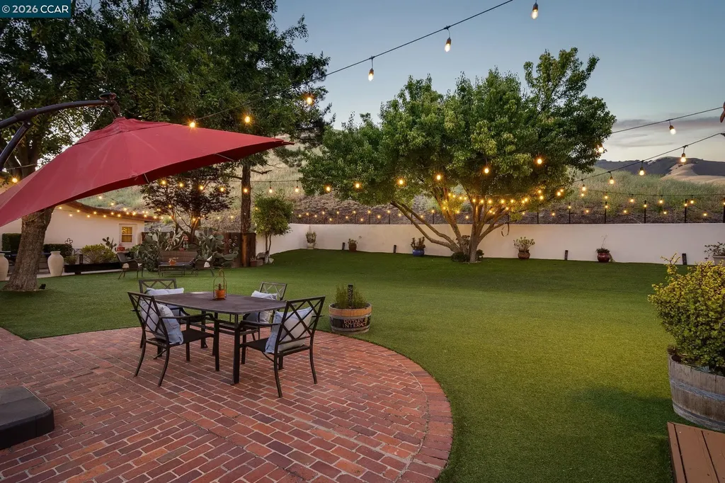 7151 Johnston Road Pleasanton CA 94588