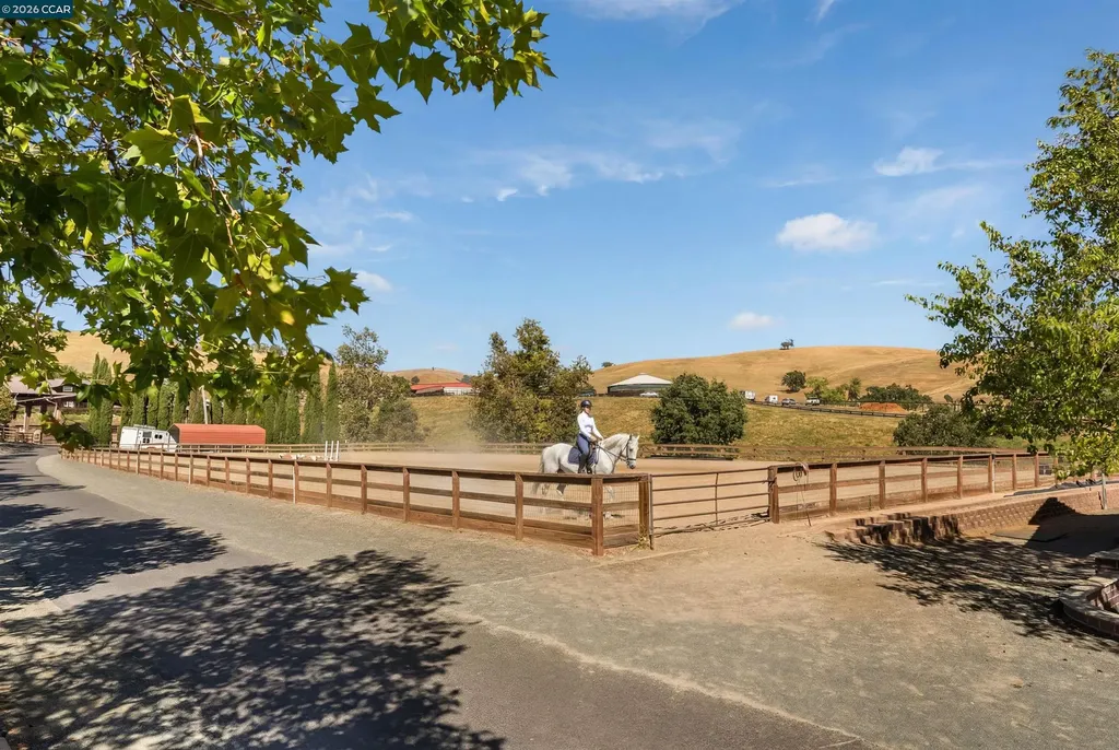7151 Johnston Road Pleasanton CA 94588