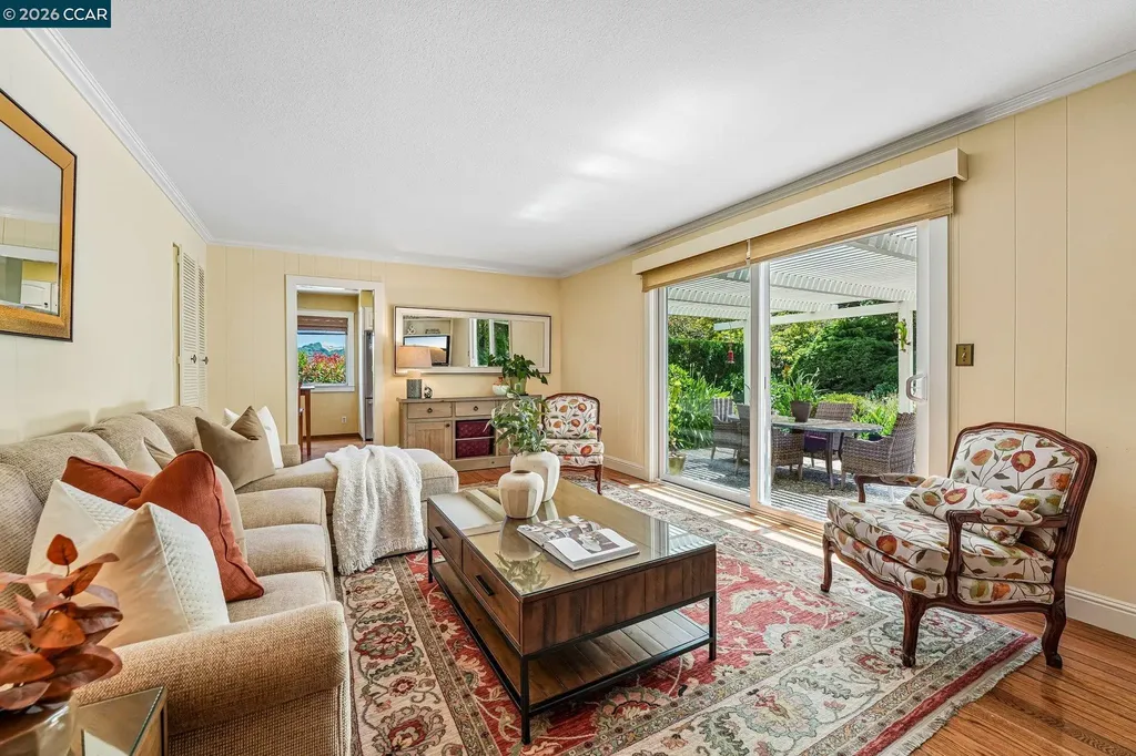 340 Donald Drive Moraga CA 94556