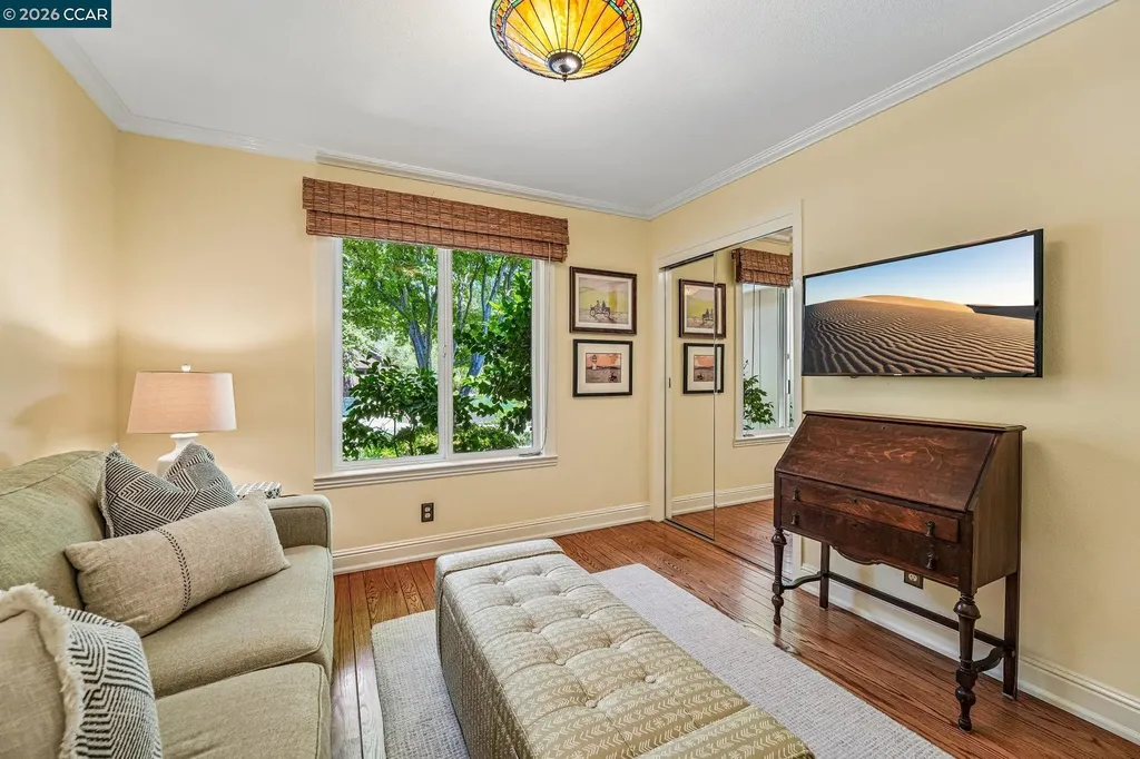 340 Donald Drive Moraga CA 94556