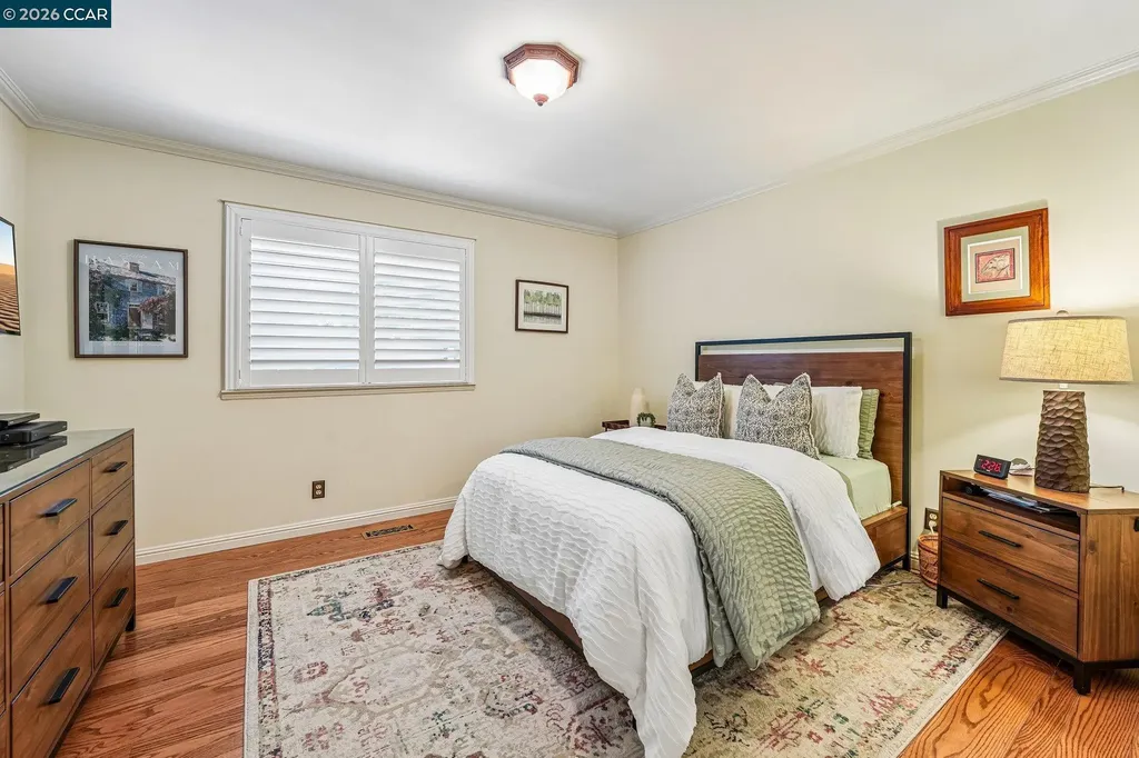 340 Donald Drive Moraga CA 94556