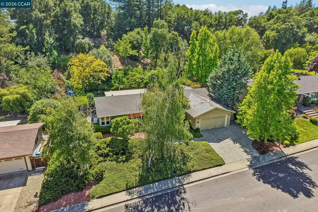 340 Donald Drive Moraga CA 94556