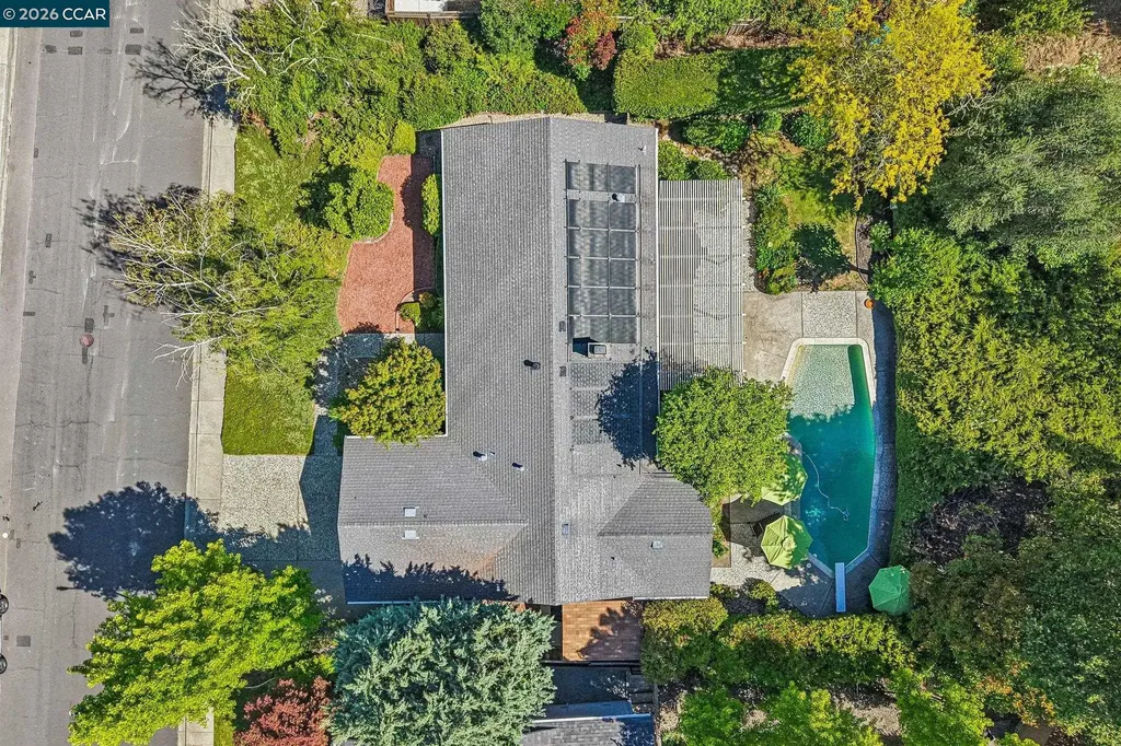 340 Donald Drive Moraga CA 94556