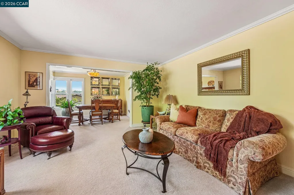 340 Donald Drive Moraga CA 94556