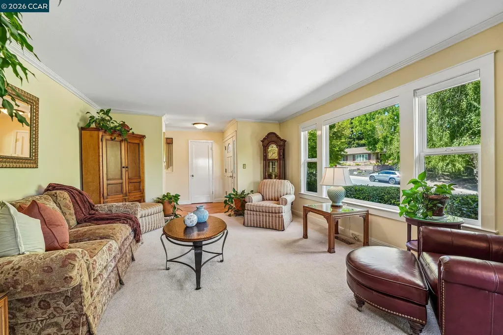 340 Donald Drive Moraga CA 94556