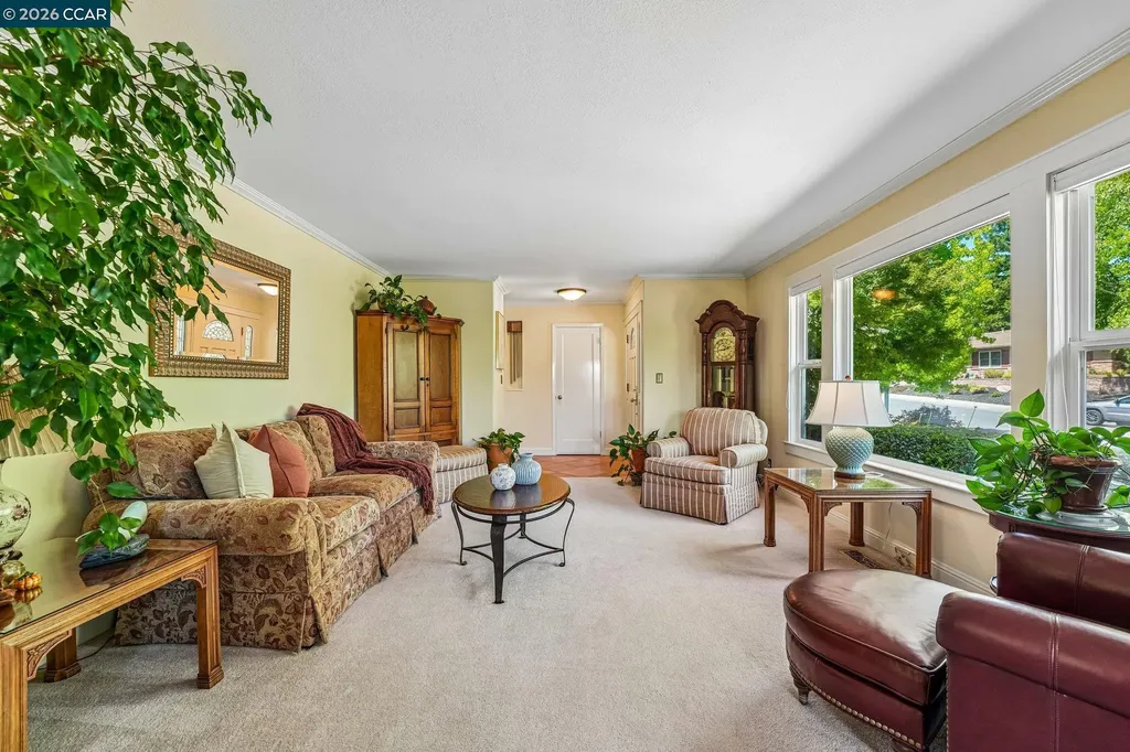 340 Donald Drive Moraga CA 94556