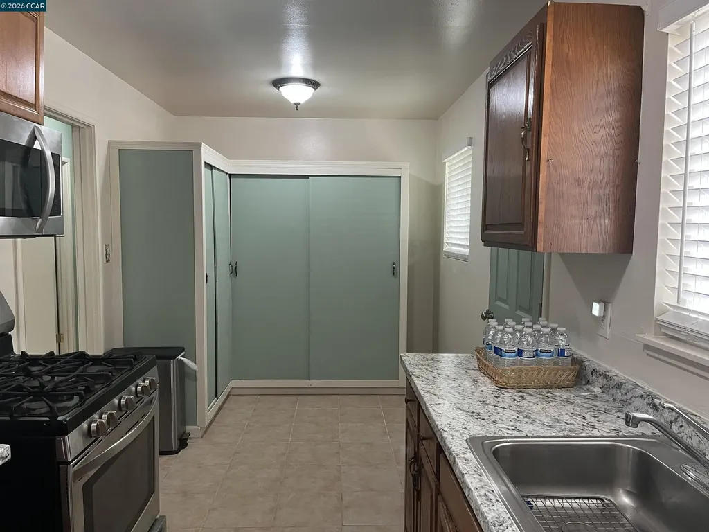 1231 Delwood Street Vallejo CA 94591