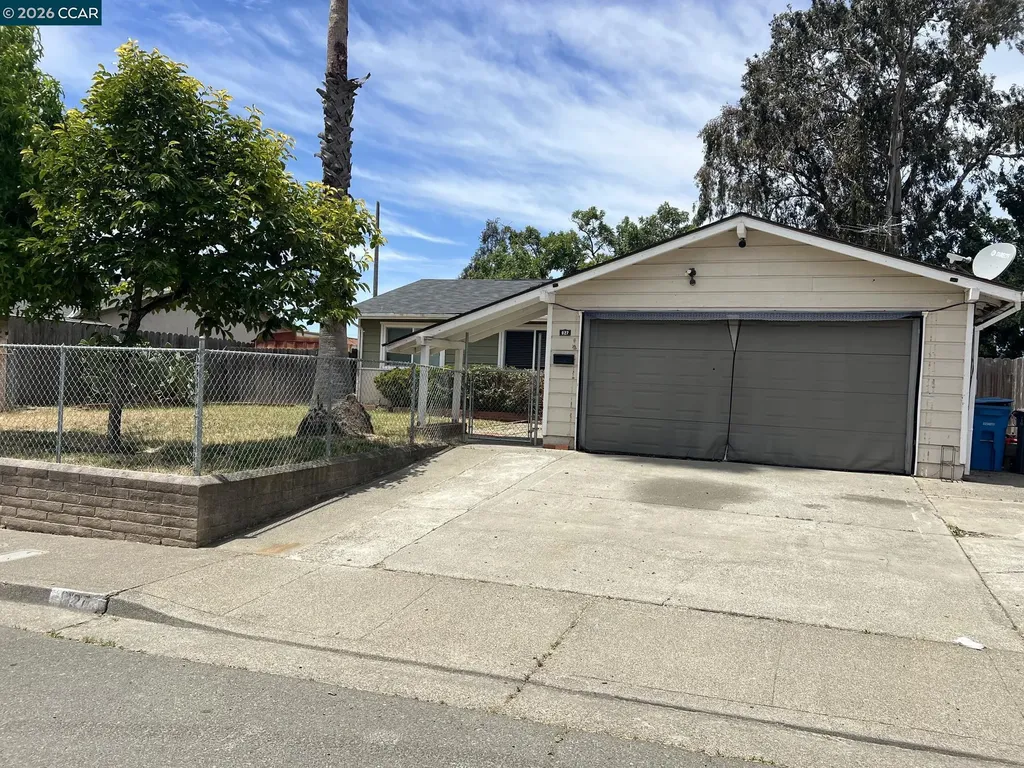 827 Falcon Drive Vallejo CA 94589
