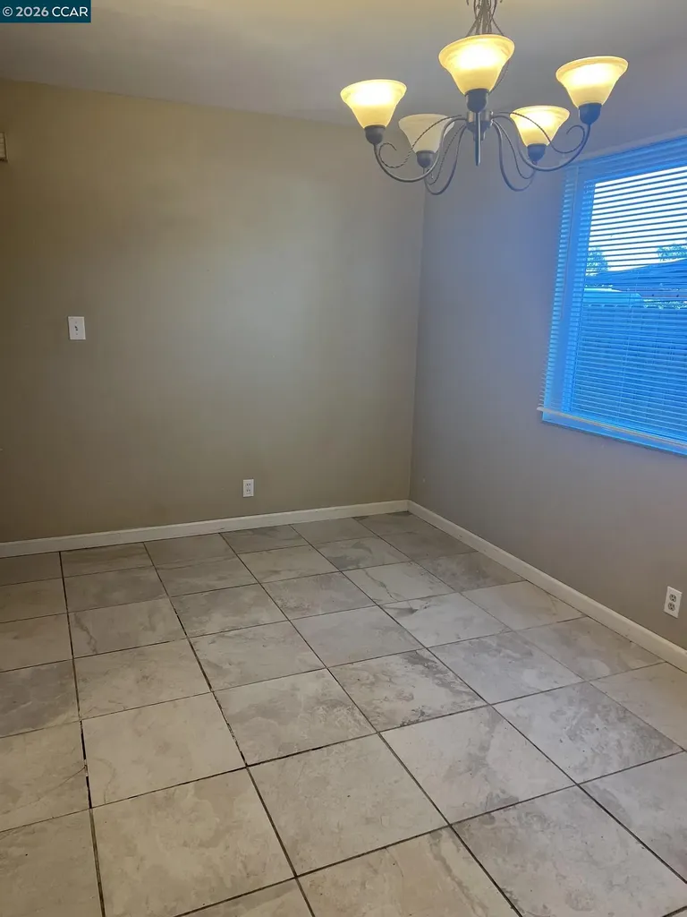 827 Falcon Drive Vallejo CA 94589