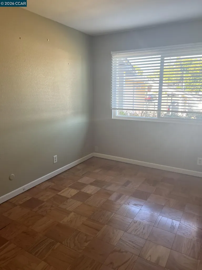 827 Falcon Drive Vallejo CA 94589