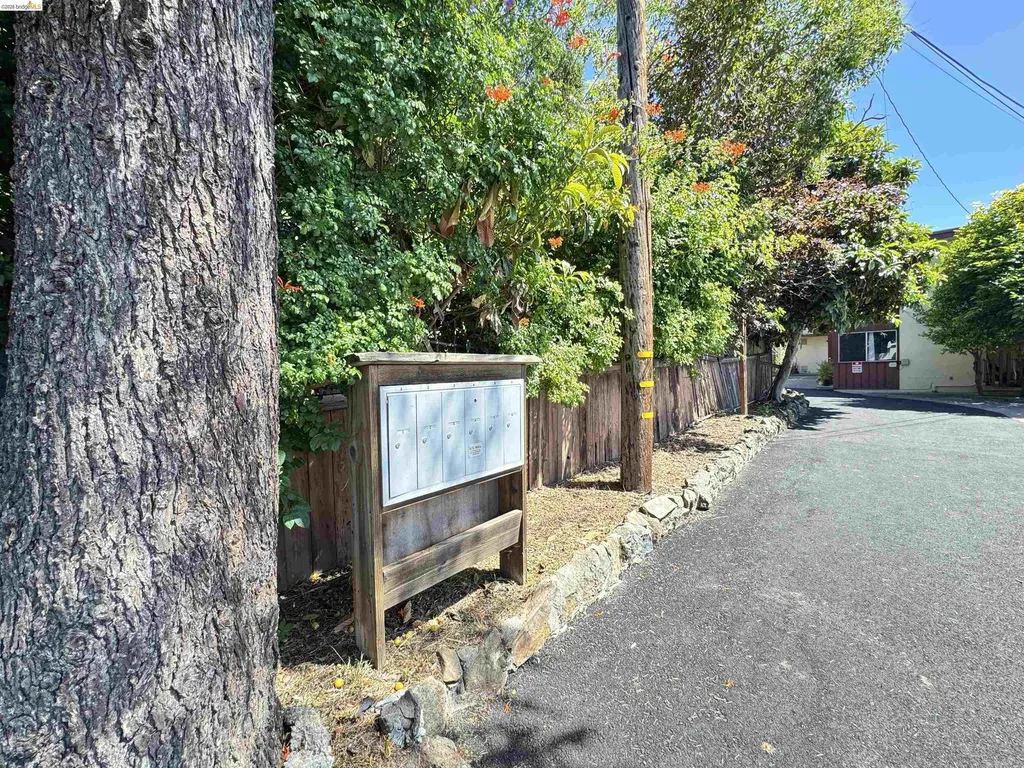 3812 Whittle Avenue Oakland CA 94602