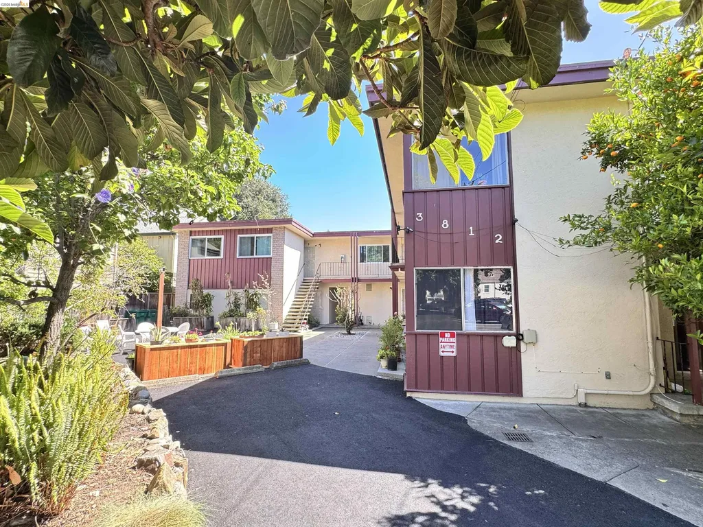 3812 Whittle Avenue Oakland CA 94602