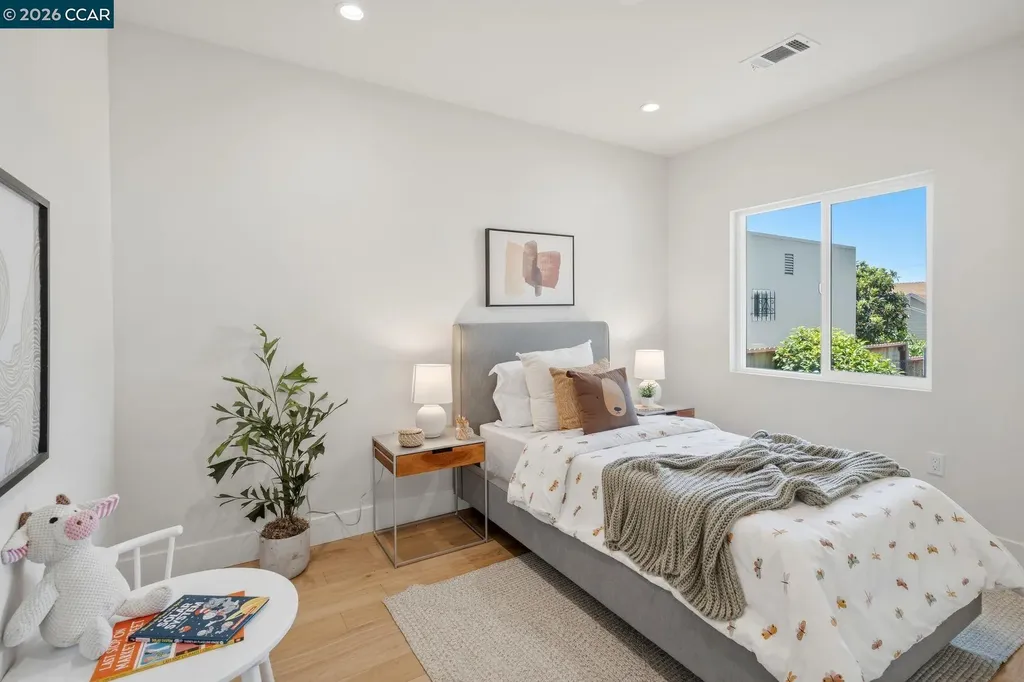3017 Madeline Street Oakland CA 94602