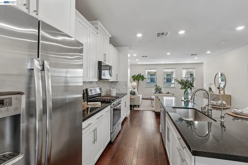 3992 Scottfield Street Dublin CA 94568