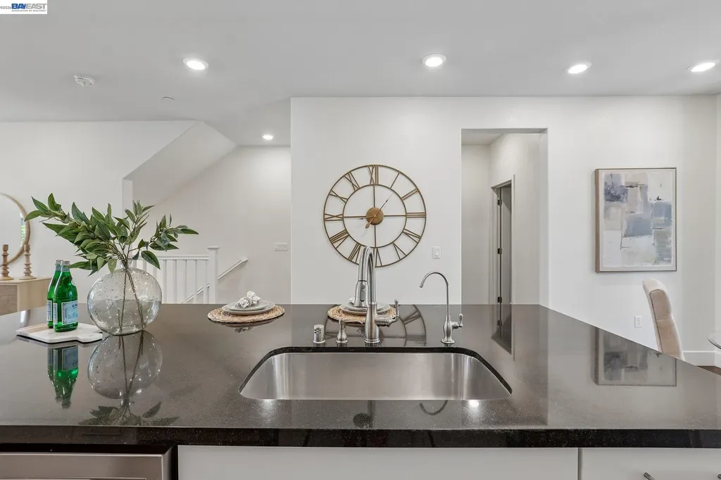3992 Scottfield Street Dublin CA 94568
