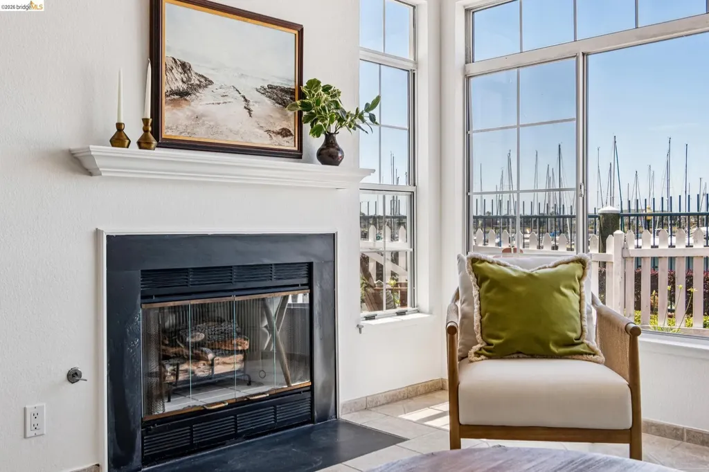 807 Commodore Drive Richmond CA 94804