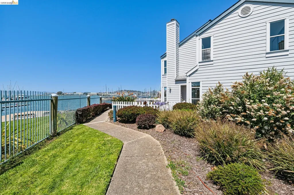 807 Commodore Drive Richmond CA 94804