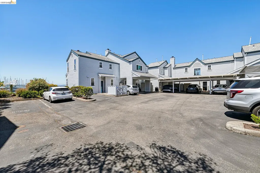 807 Commodore Drive Richmond CA 94804