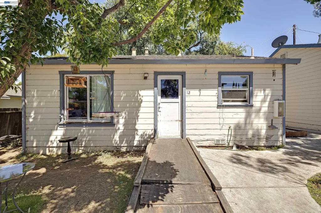 4067 Vineyard Avenue Pleasanton CA 94566