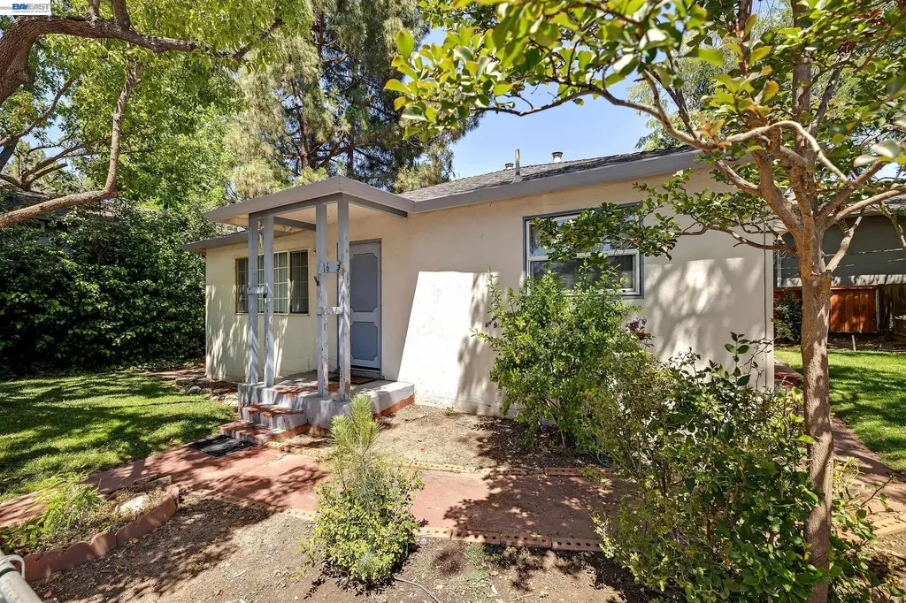4067 Vineyard Avenue Pleasanton CA 94566