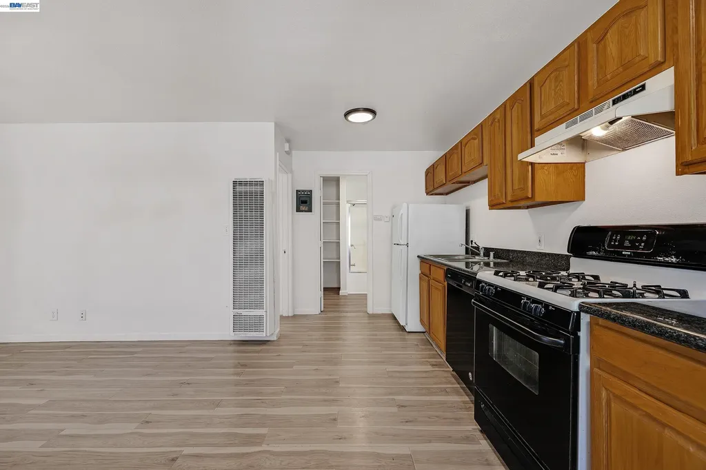 4067 Vineyard Avenue Pleasanton CA 94566